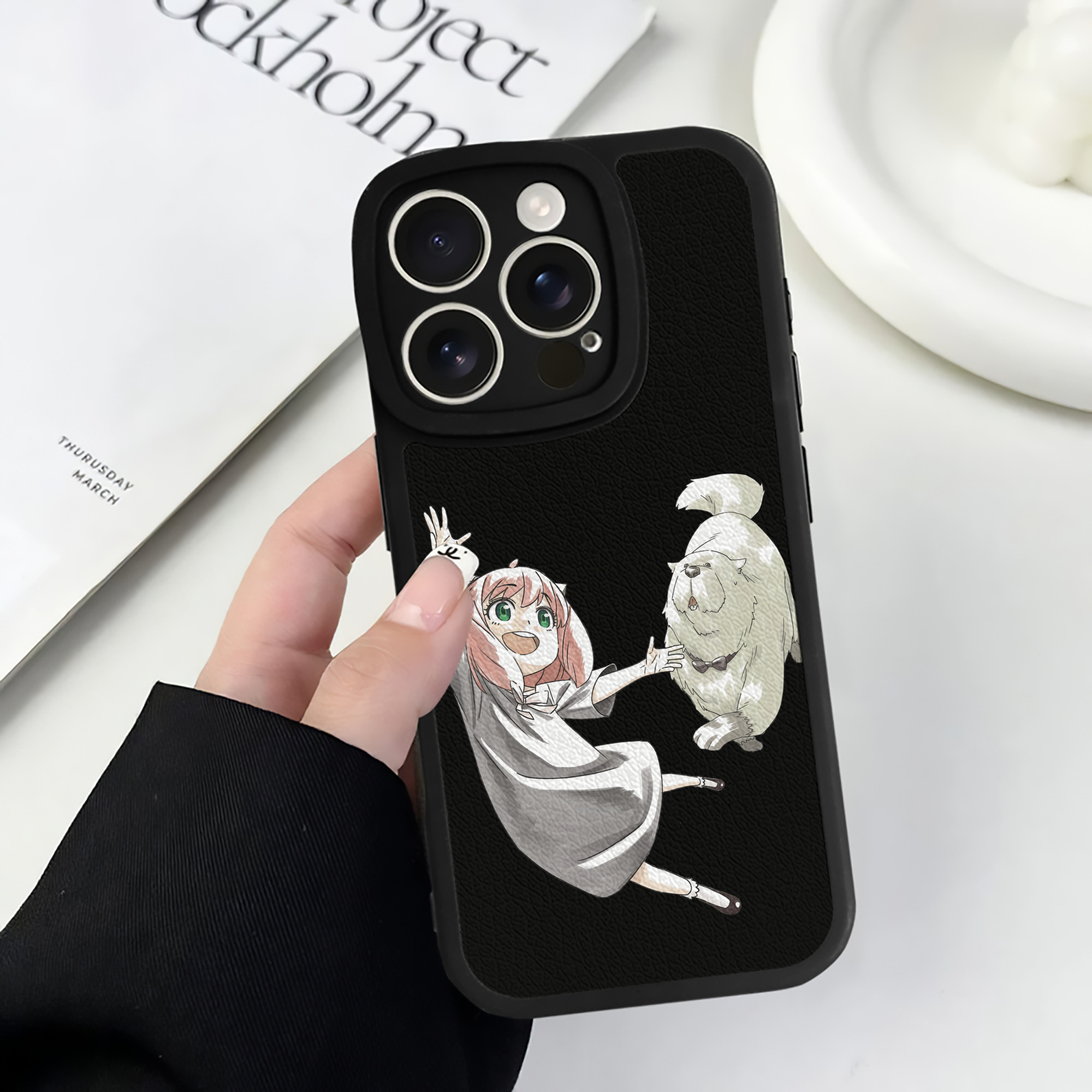 （画像用） SPY×FAMILY间谍家家酒 【iPhone 16シリーズ対応】シリコンスマホケース（レザー調） 材質：シリコン